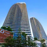 Peppers Oracle Luxury Apartments Broadbeach