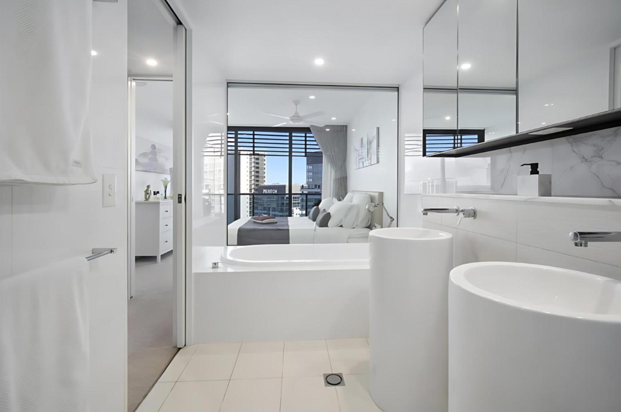 Peppers Oracle Luxury Broadbeach Apartment Gold Coast