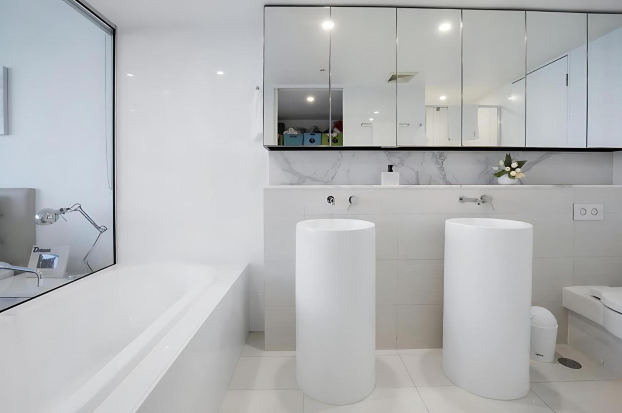 Peppers Oracle Luxury Broadbeach Apartment Gold Coast